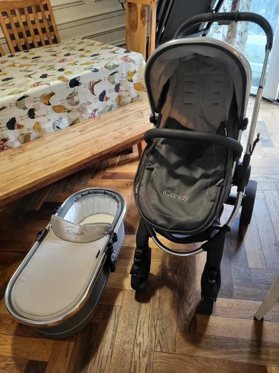 Pram - Image 1