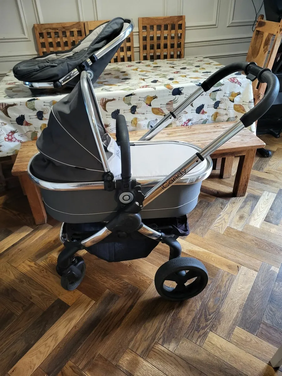 Pram - Image 3