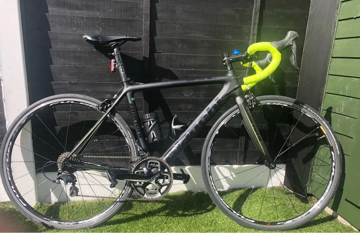Bianchi Sempre Carbon Road Bike - Image 1