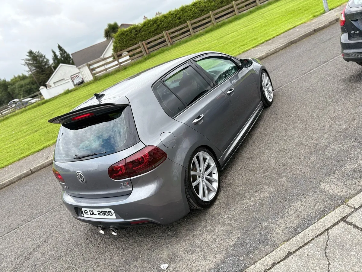 2012 Volkswagen Golf - Image 2