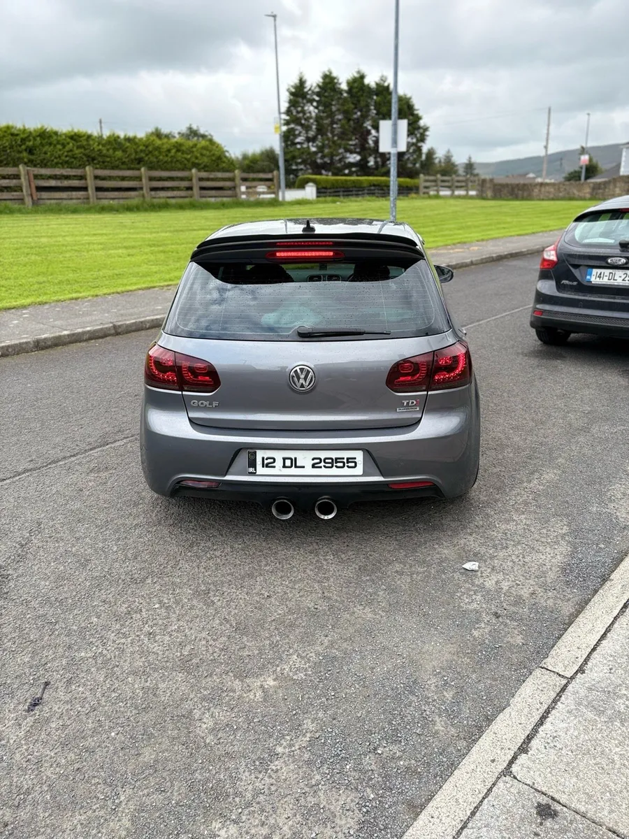 2012 Volkswagen Golf - Image 3