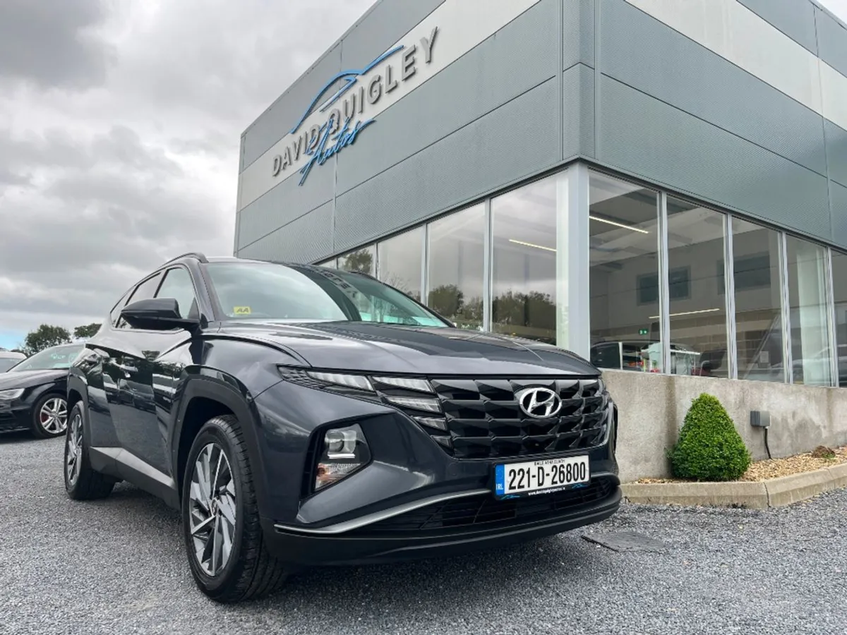 Hyundai Tucson 1.6crdi Executive 5dr quality Assu - Image 2