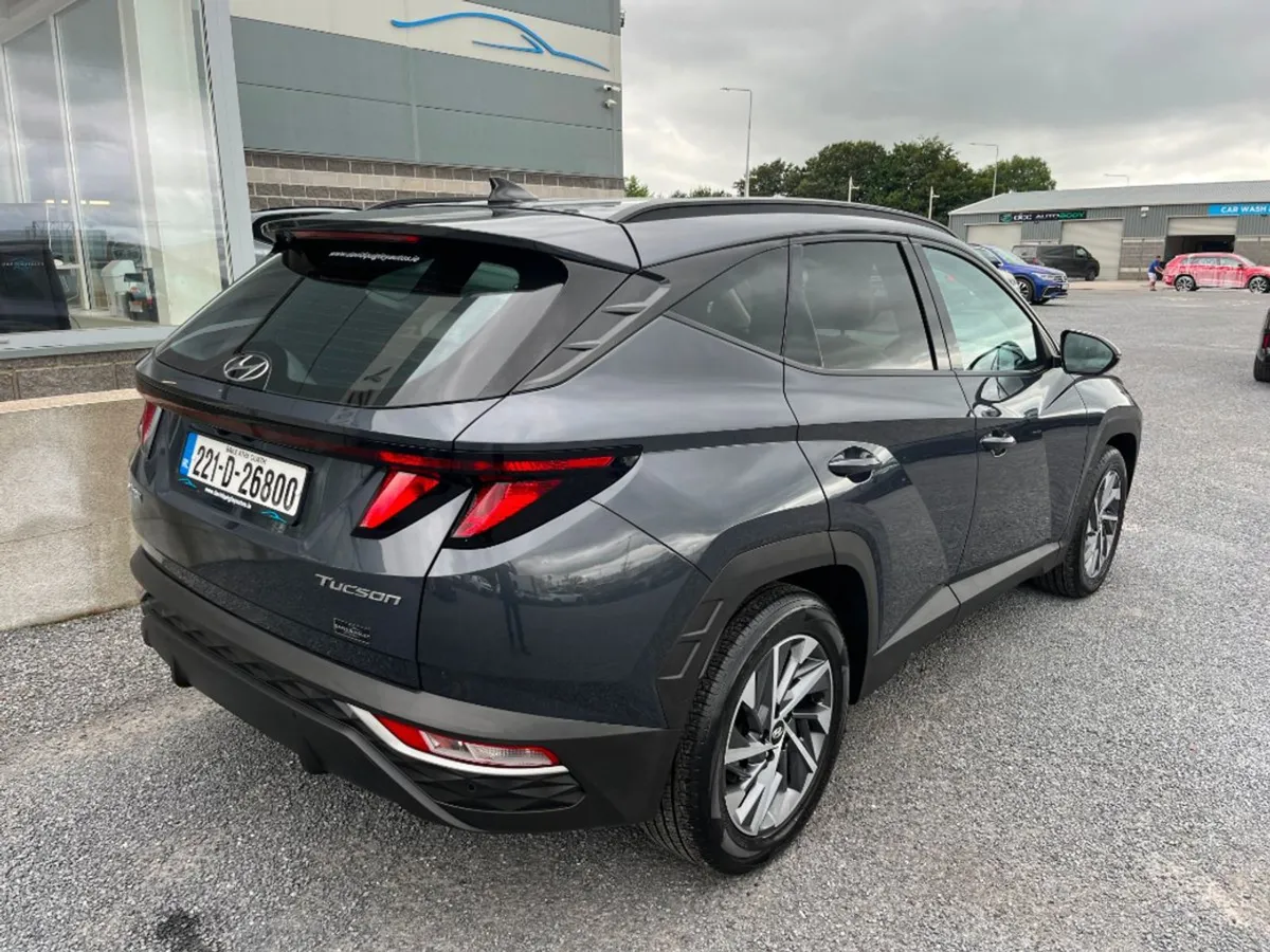 Hyundai Tucson 1.6crdi Executive 5dr quality Assu - Image 3