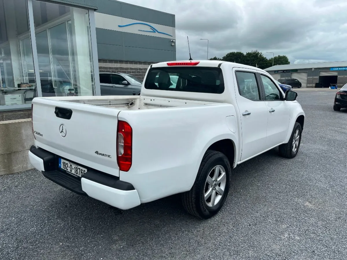 Nissan Navara 2.3d D/cab Manual quality Assured U - Image 3
