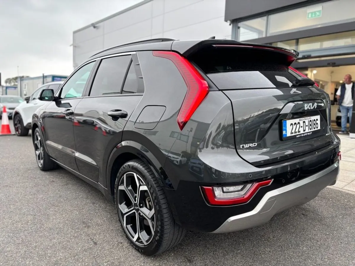 Kia Niro 1.6 K4 Plug in Hybrid Automatic - Image 3