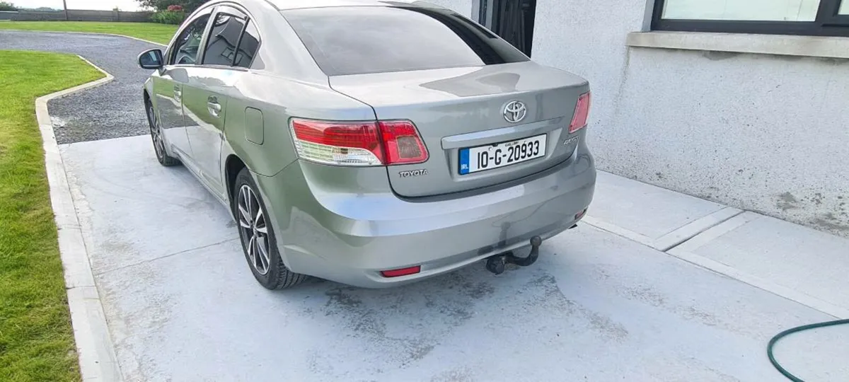 Toyota Avensis - Image 4