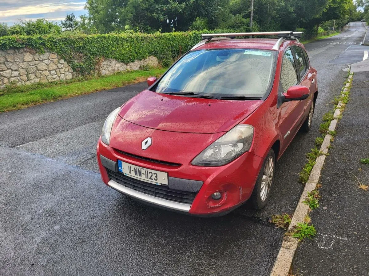 Renault clio  grand 2011 diesel  nctd 8/26 taxed 3 - Image 2