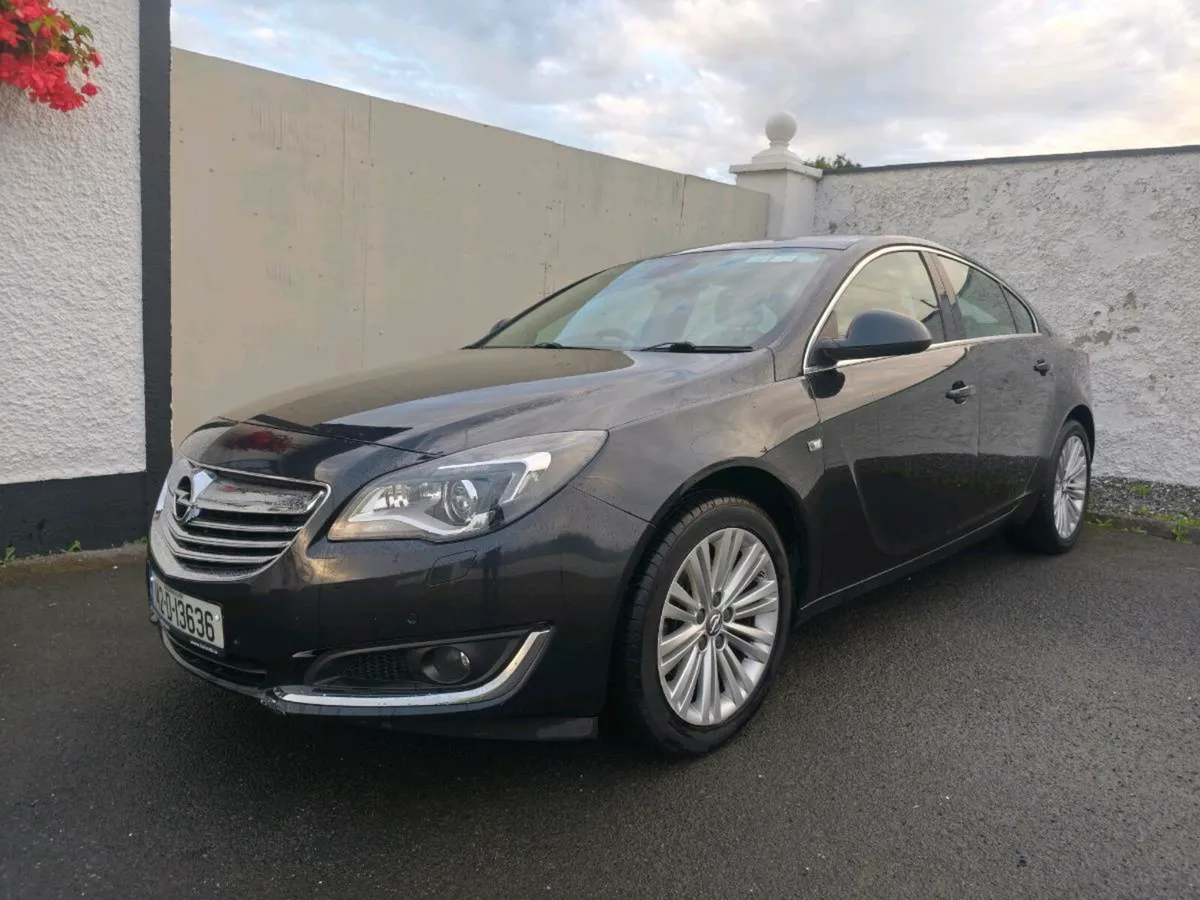 Opel Insignia Elite Auto FSH - Image 1