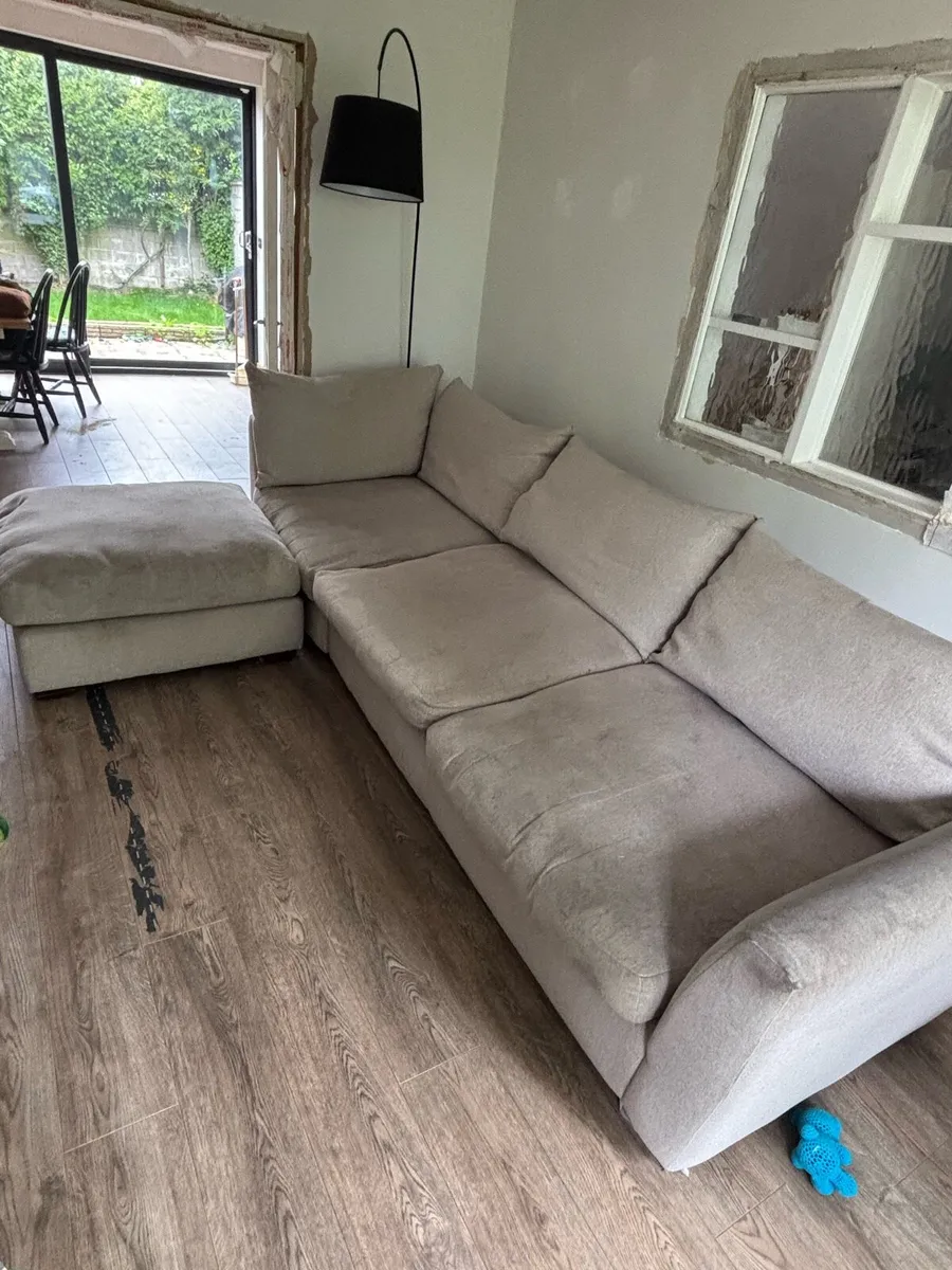 Couch for sale - Image 1