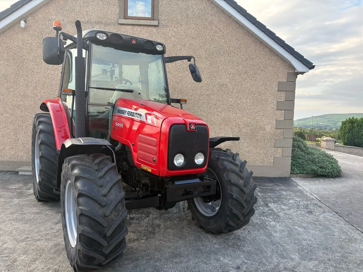 Massey Ferguson 5455 - Image 2
