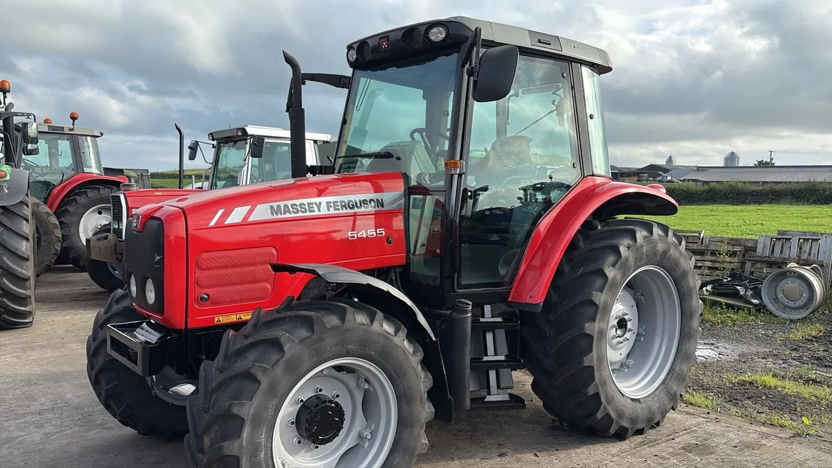 Massey Ferguson 5455 - Image 3