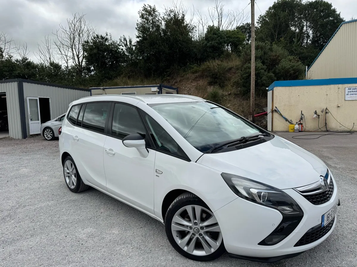 16 Zafira SRi Nct’d Low mls - Image 4