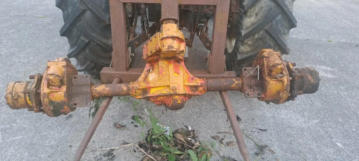 DUMPER 4 WHEEL DRIVE AXLE - Image 1