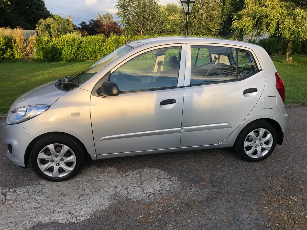 HYUNDAI I1O IN SUPERB CONDITION - Image 4