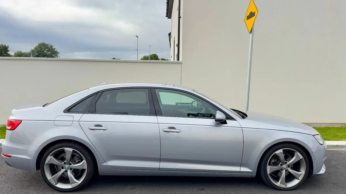 Audi A4 TDI Ultra 2017 - Image 4