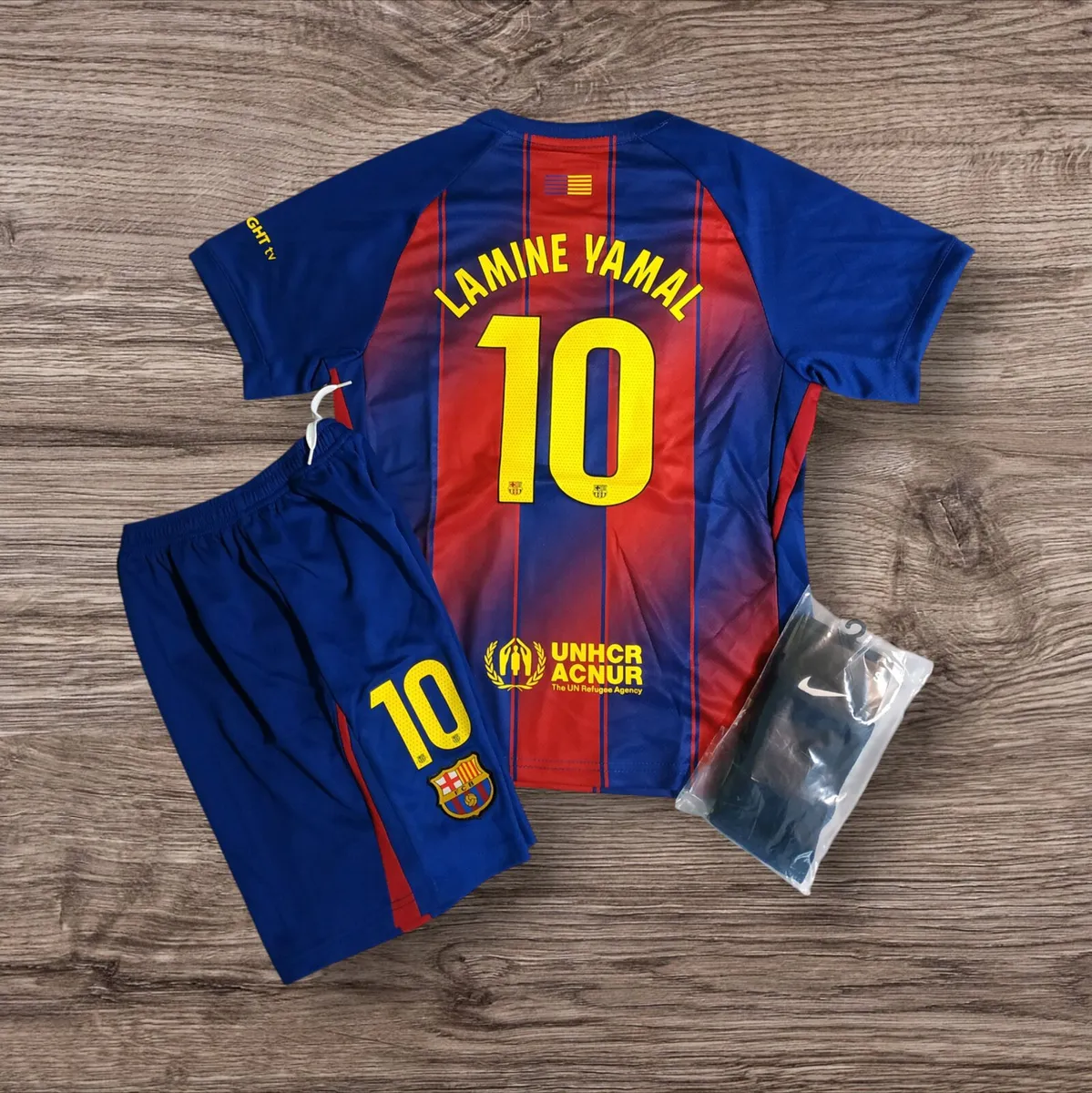 BARCELONA(LAMINE YAMAL 10)KIDS KIT 8/9,10/11,12/13 - Image 1