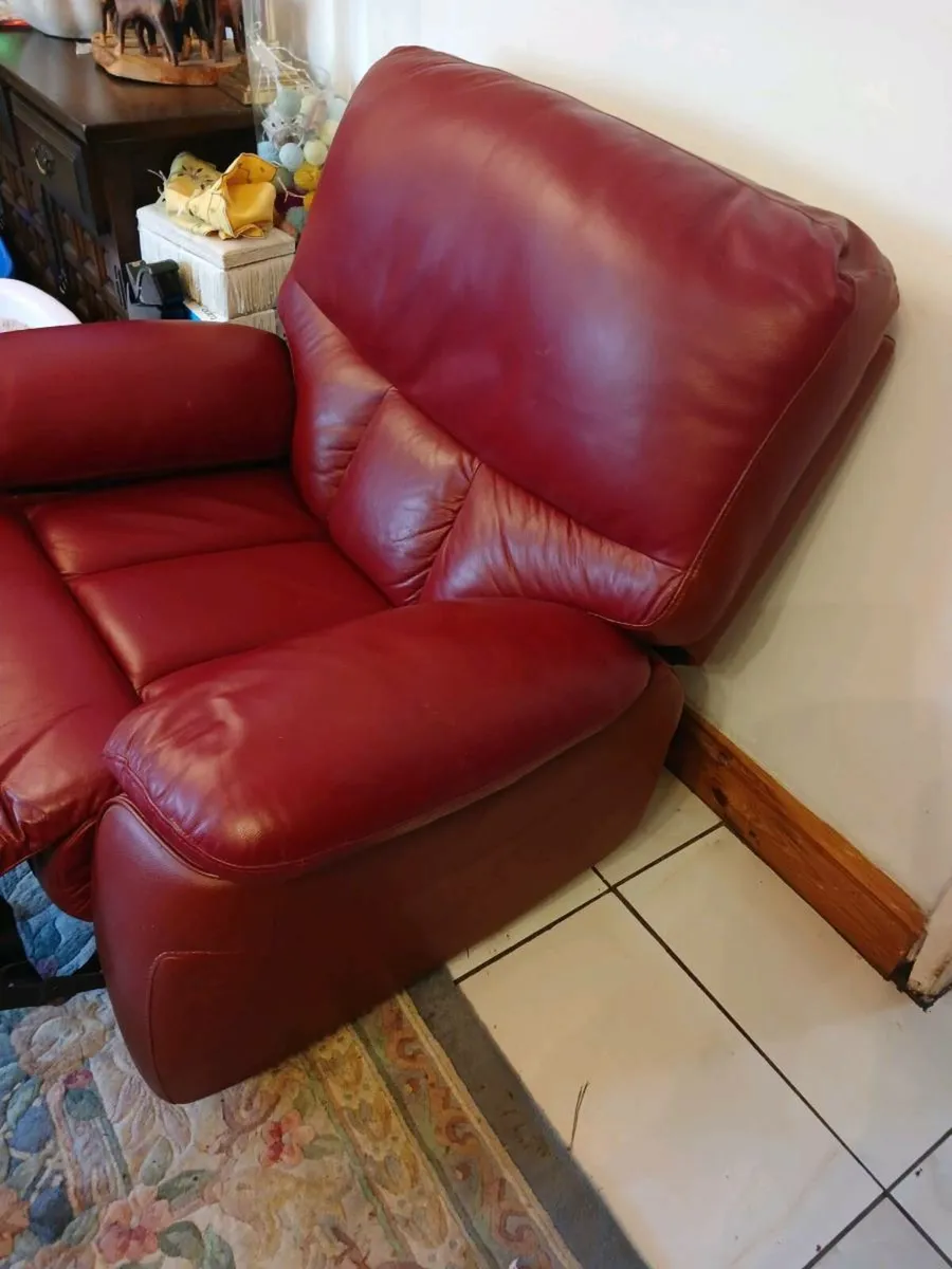 3piece red leather suite - Image 2