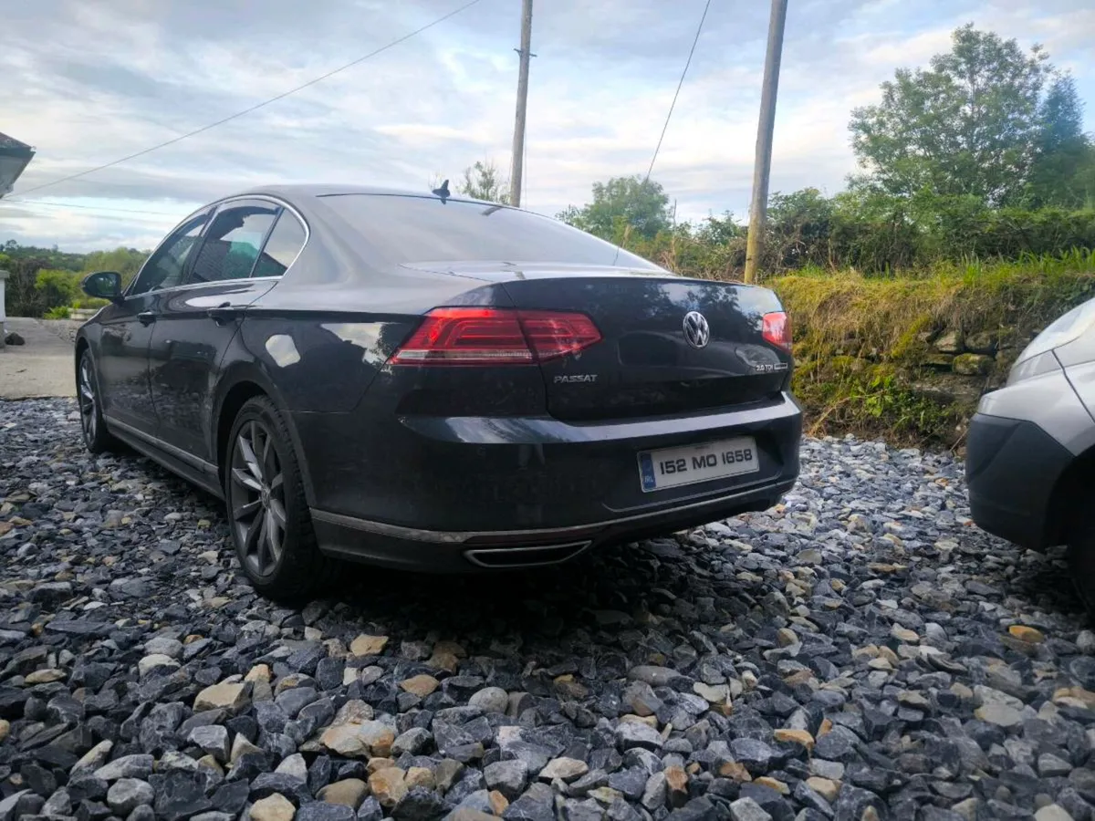 R-line Passat - Image 2