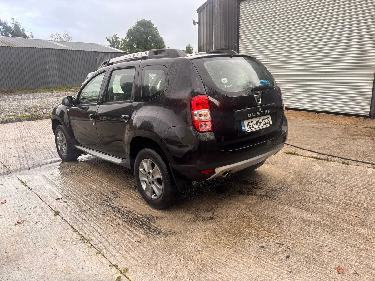 162 Dacia duster signature - Image 4