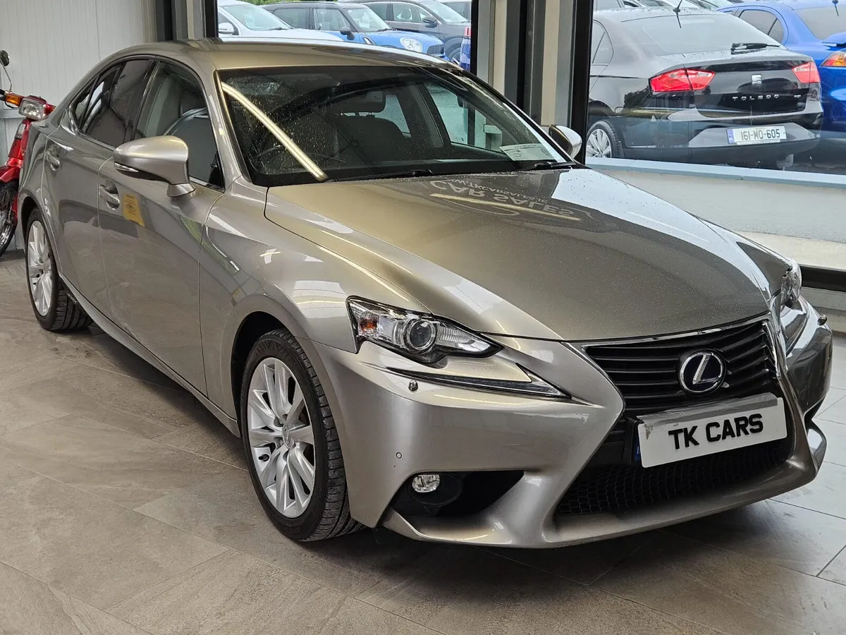 15 LEXUS IS300 H EXECUTIVE HYBRID EDITION - Image 1