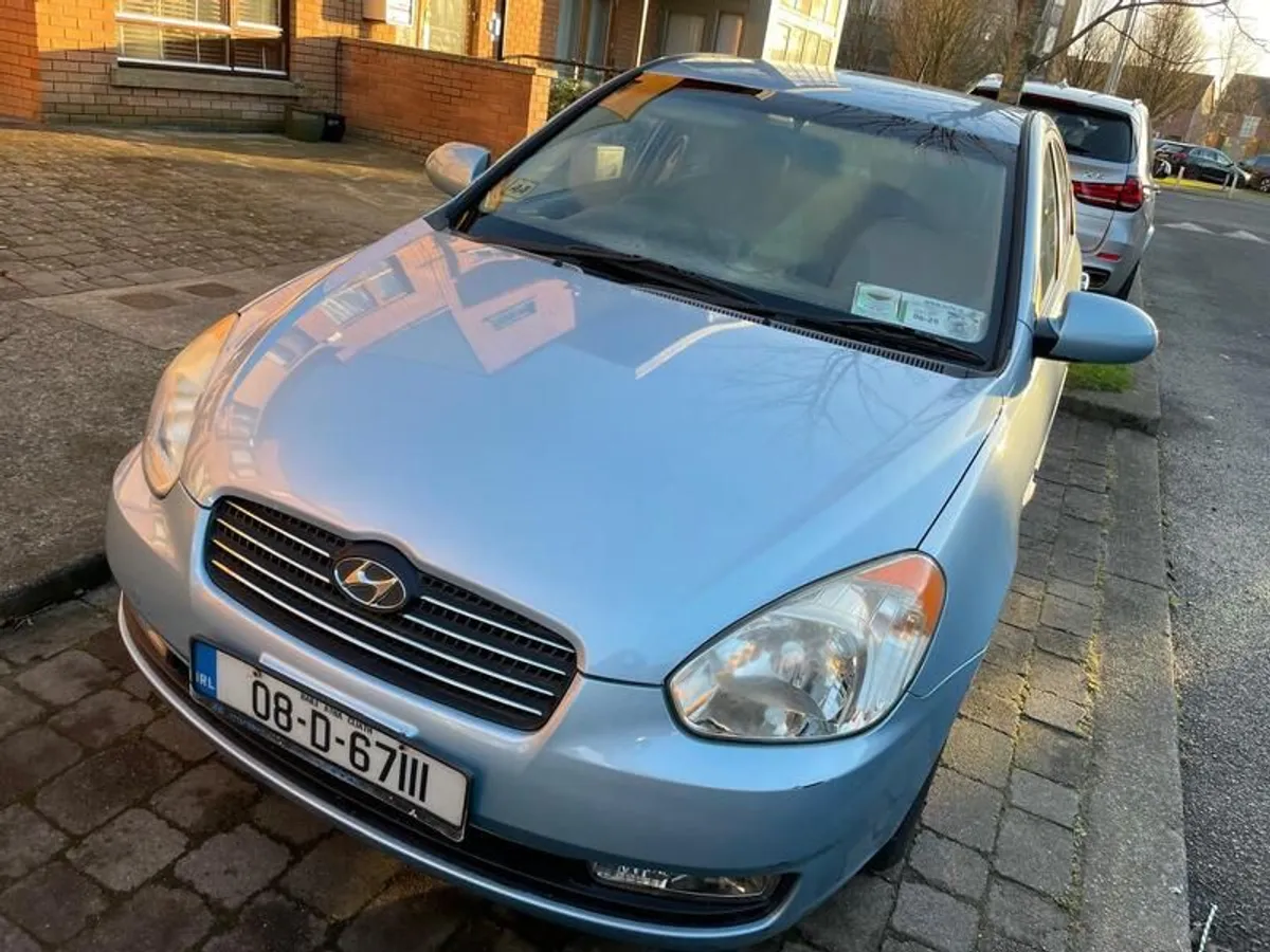 2008 Hyundai Accent - Image 1
