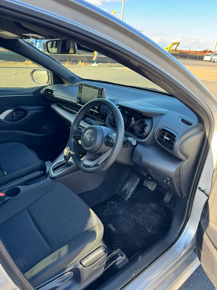 Toyota Yaris - Image 4