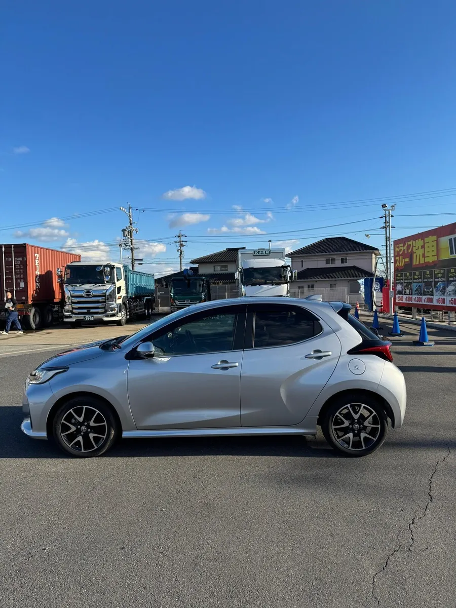Toyota Yaris - Image 1