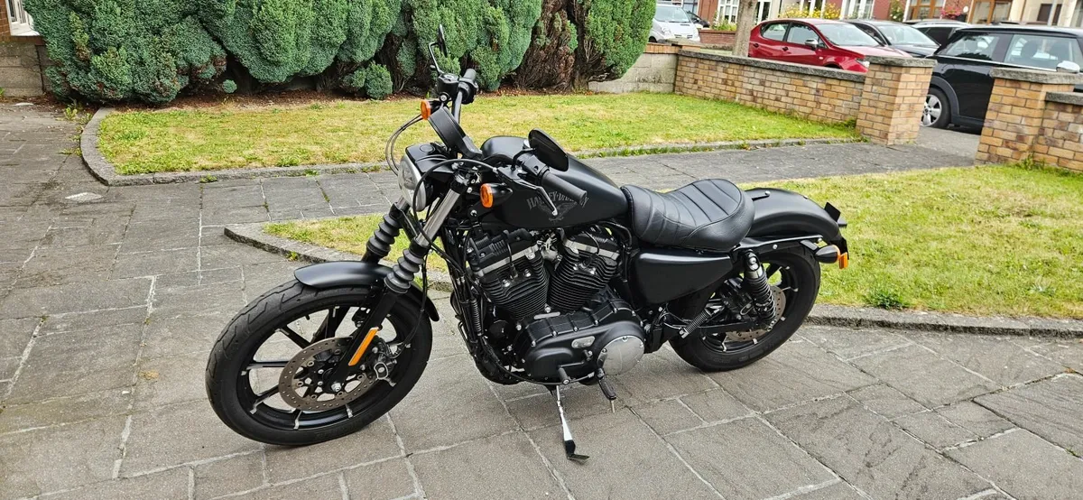 Harley Davidson Sportster Iron 883 - 2017 - Image 2
