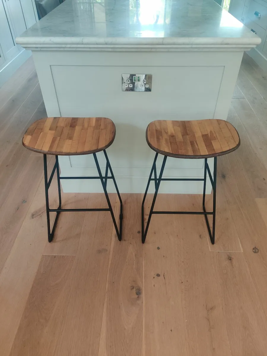 Stools - Image 3