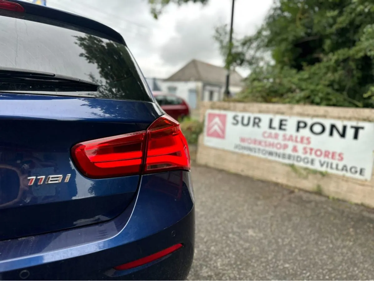 BMW 1 Series 1.5 Petrol Auto 118i - Image 4