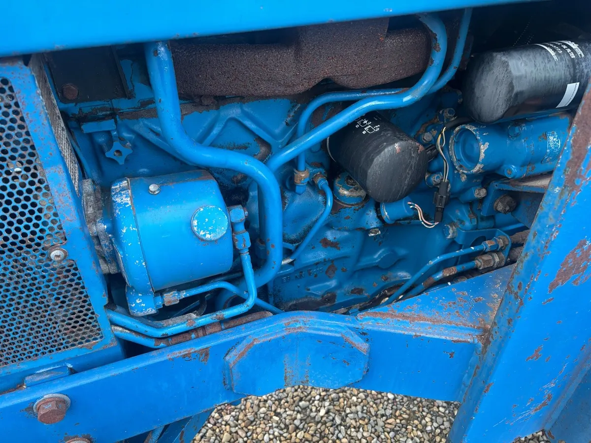 Ford 7610 c/w loader (creeper gear) - Image 3