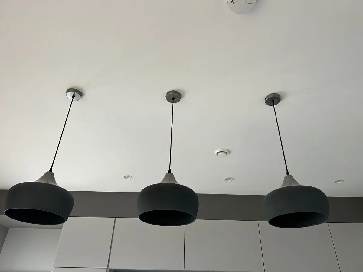 Contemporary Pendant lights x 3 - Image 2
