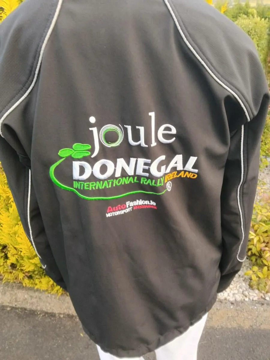 Joule Donegal lnt Rally Jacket - Image 1