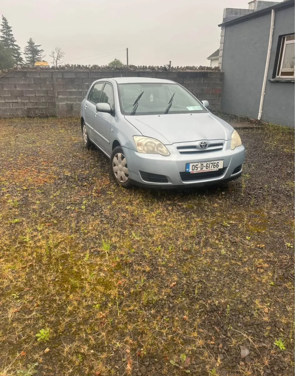 Toyota corolla - Image 1