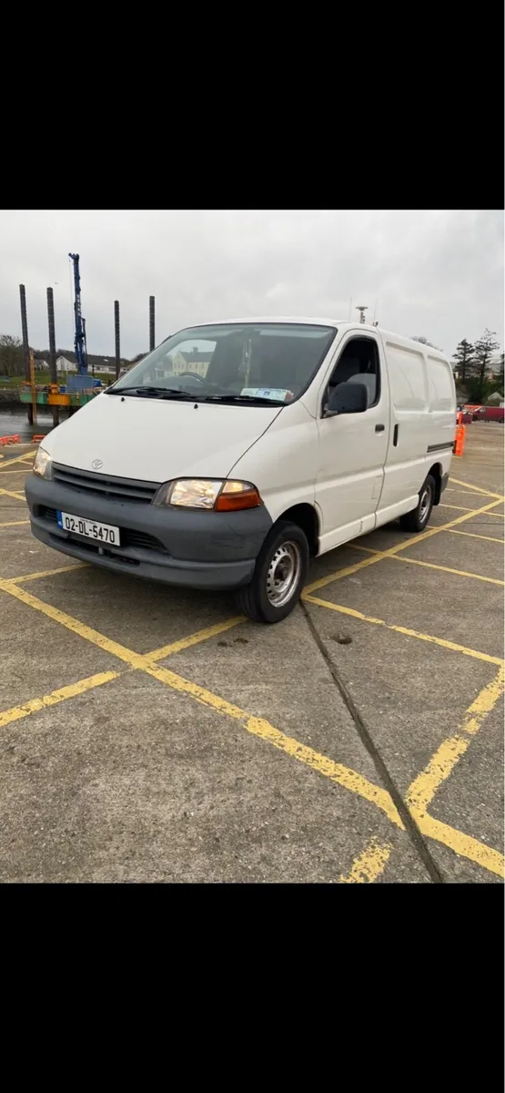 2002 toyota hiace - Image 4