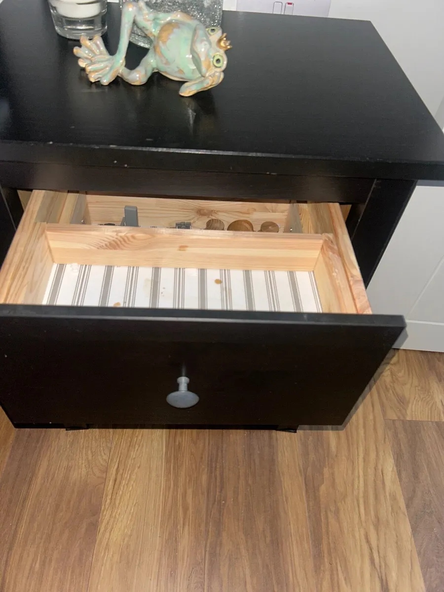 Locker - Image 2