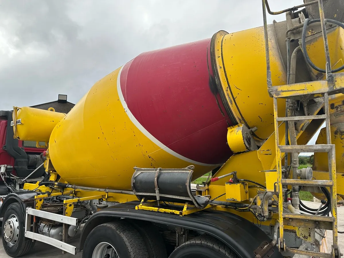 Liebherr mixer barrel - Image 4