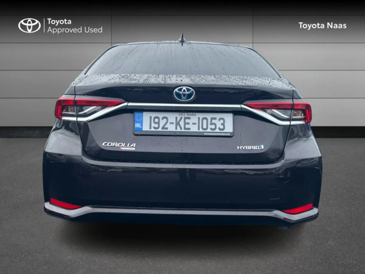 Toyota Corolla HYB LUNA SPORT 4DR AUTO HYBRID SA - Image 4
