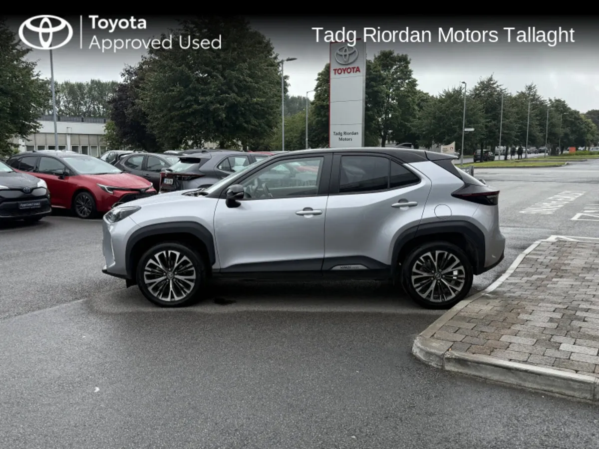Toyota Yaris Cross SOL - Image 4