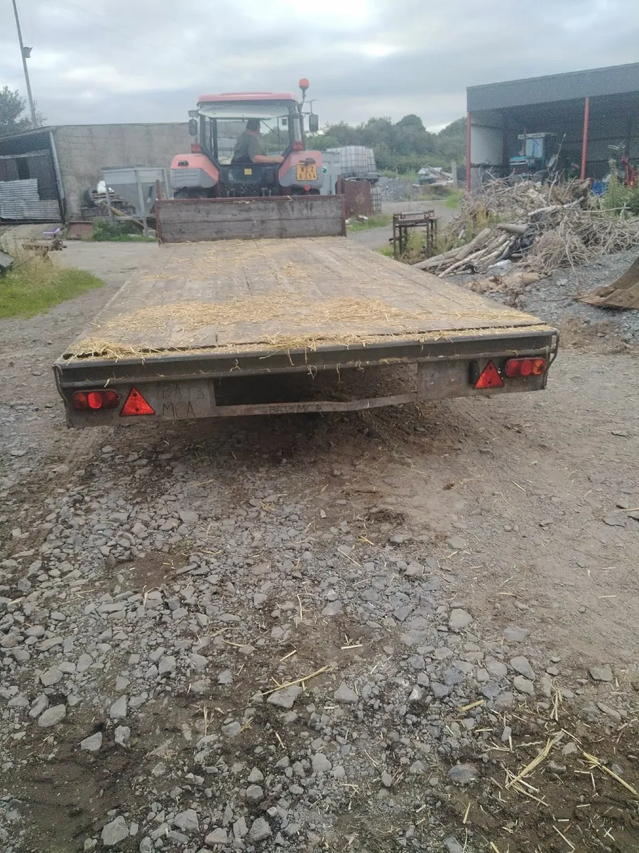 Trailer - Image 1