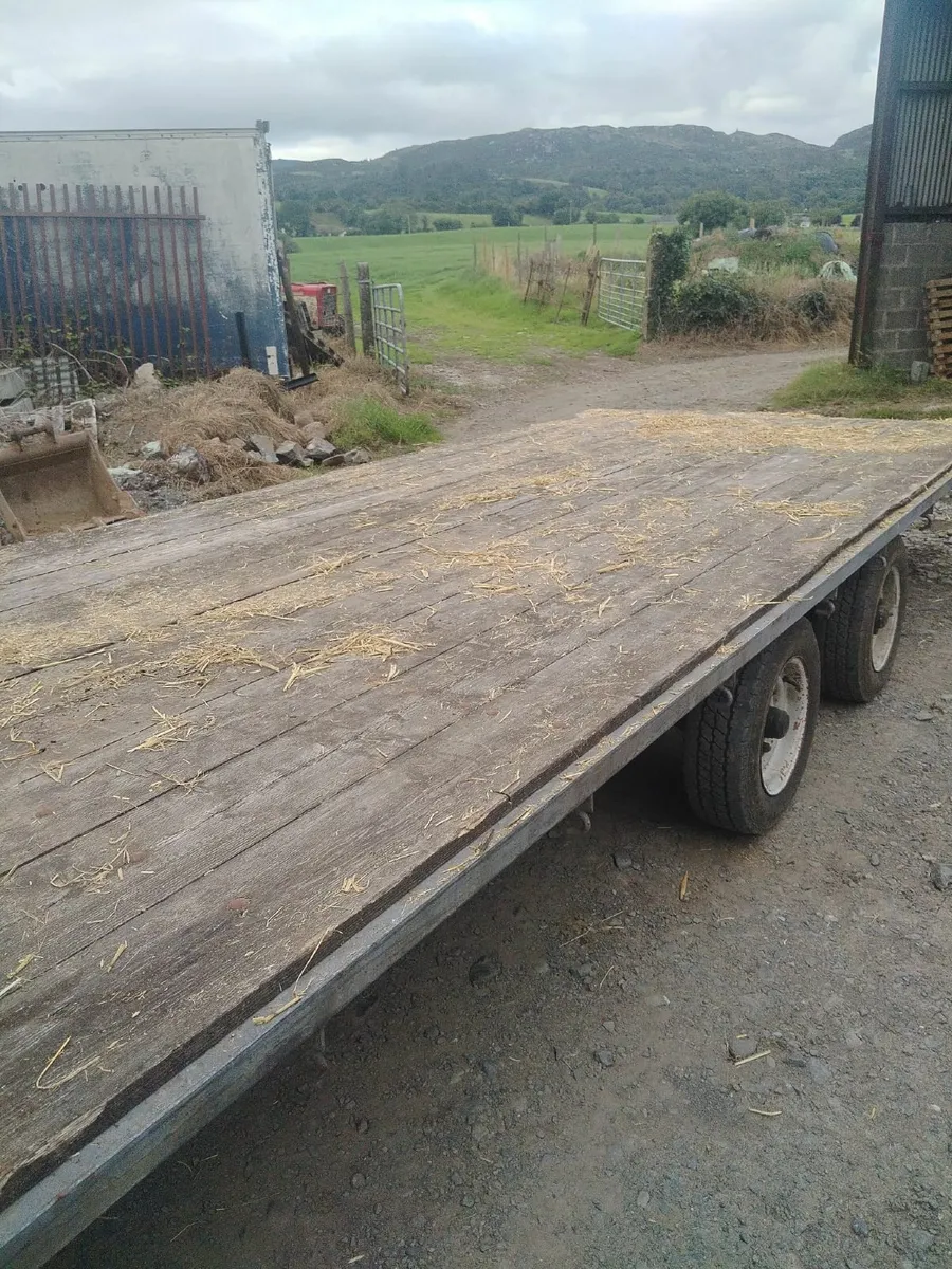 Trailer - Image 2
