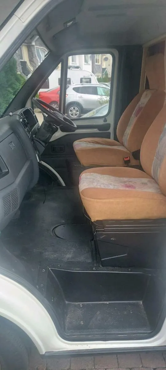 Camper - Image 4