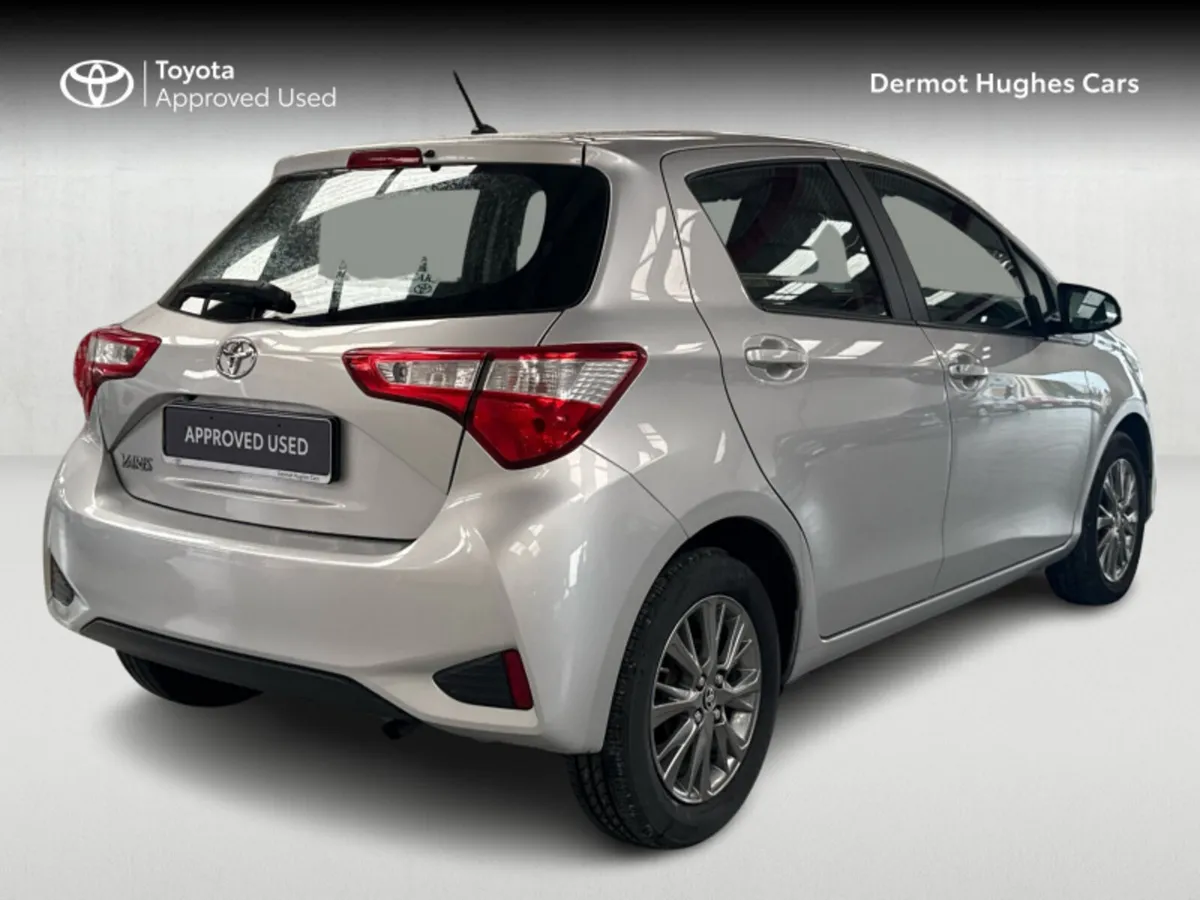 Toyota Yaris 1.0 LUNA 4DR 5DR - Image 2