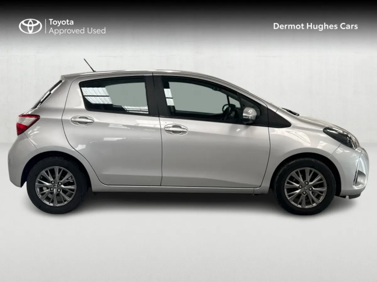 Toyota Yaris 1.0 LUNA 4DR 5DR - Image 3