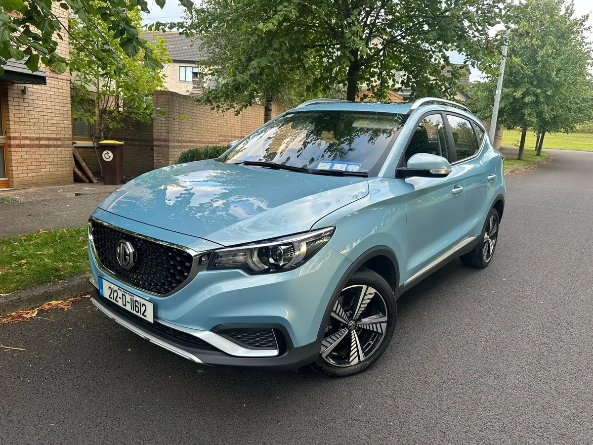 212 MG ZS EV EXCLUSIVE 5DR AUTO - Image 1
