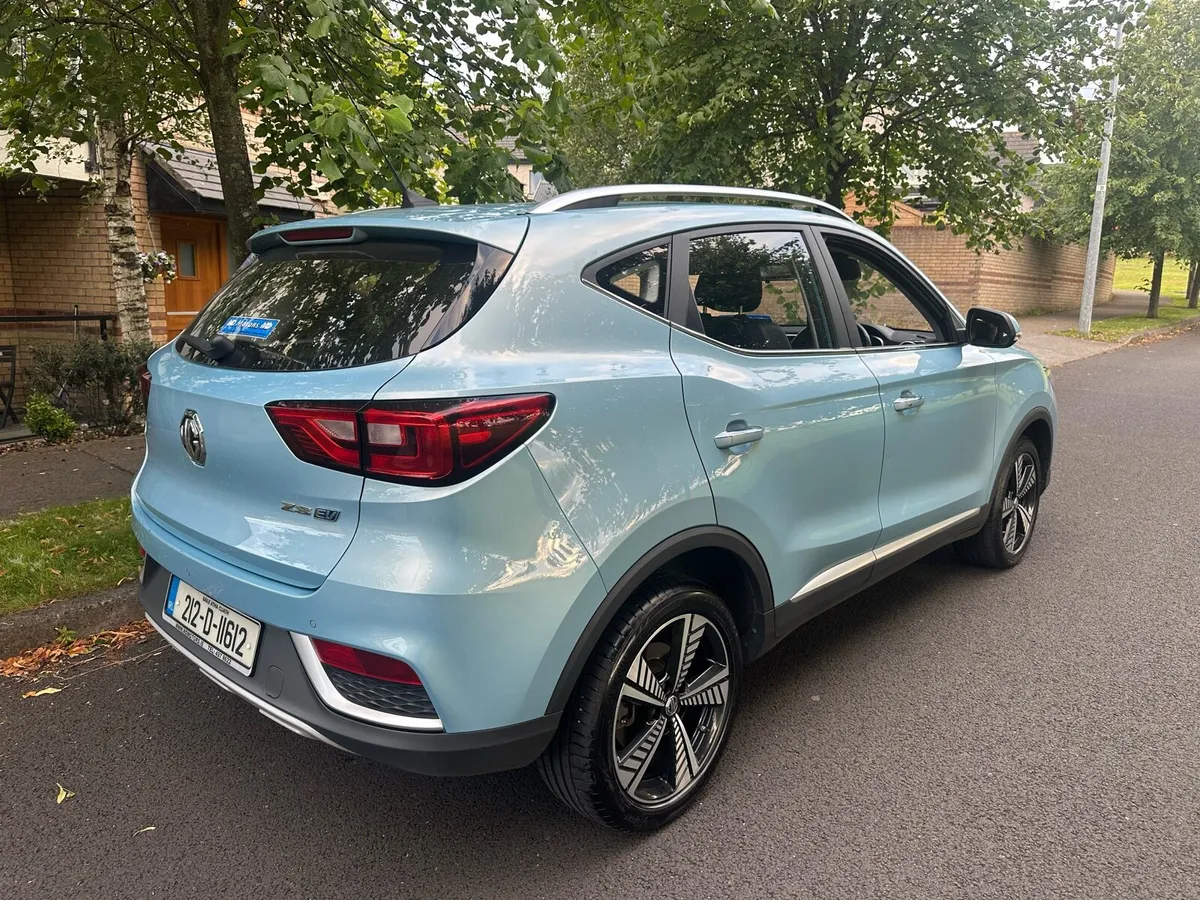212 MG ZS EV EXCLUSIVE 5DR AUTO - Image 3