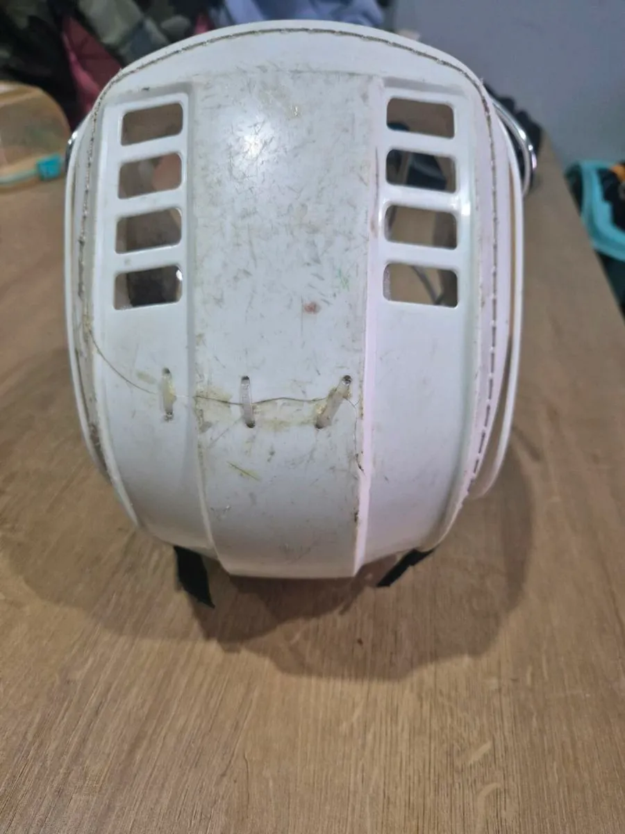 Gola Helmet - Image 2