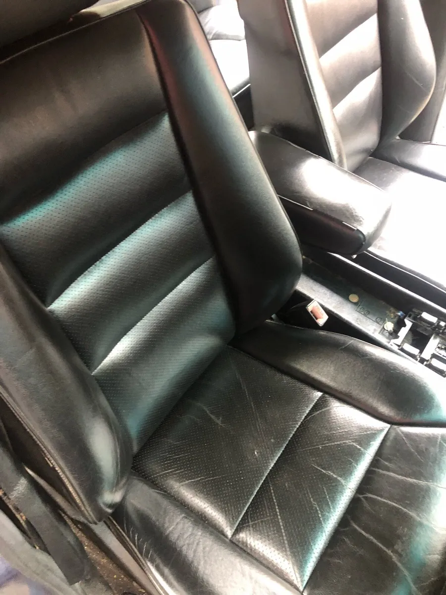 W124 Leather Interior & Engine - Image 1