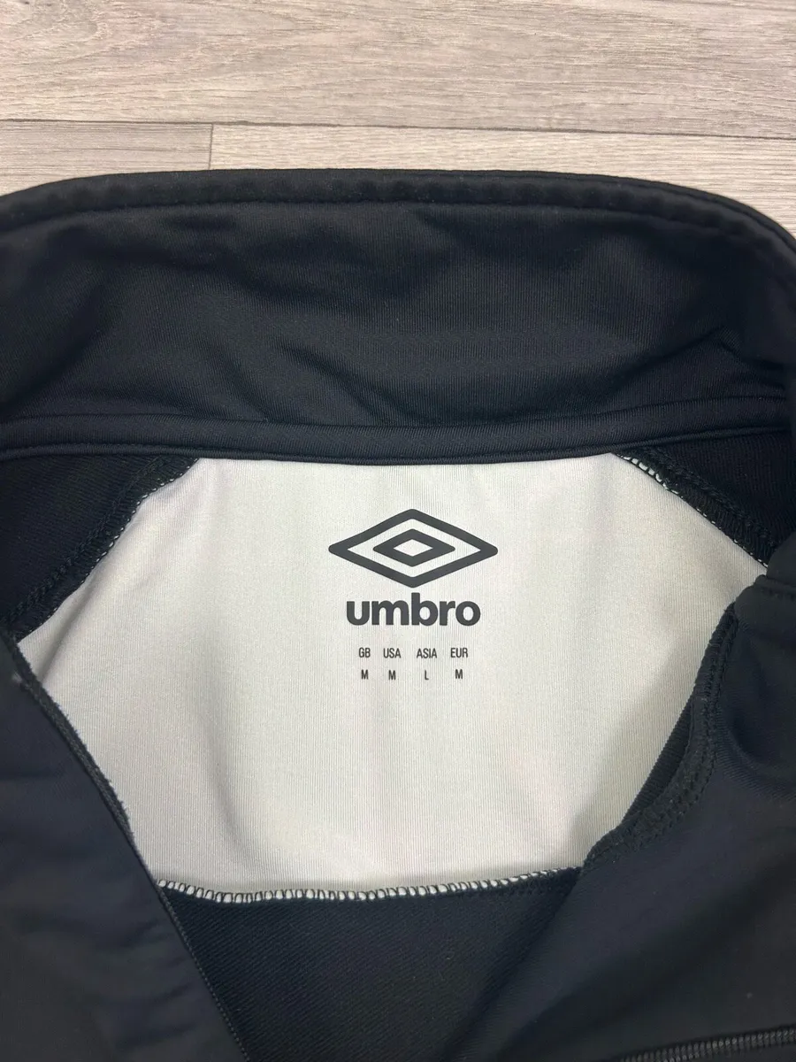 Umbro Shamrock Rovers Half Zip Jumper Mens M - Image 4