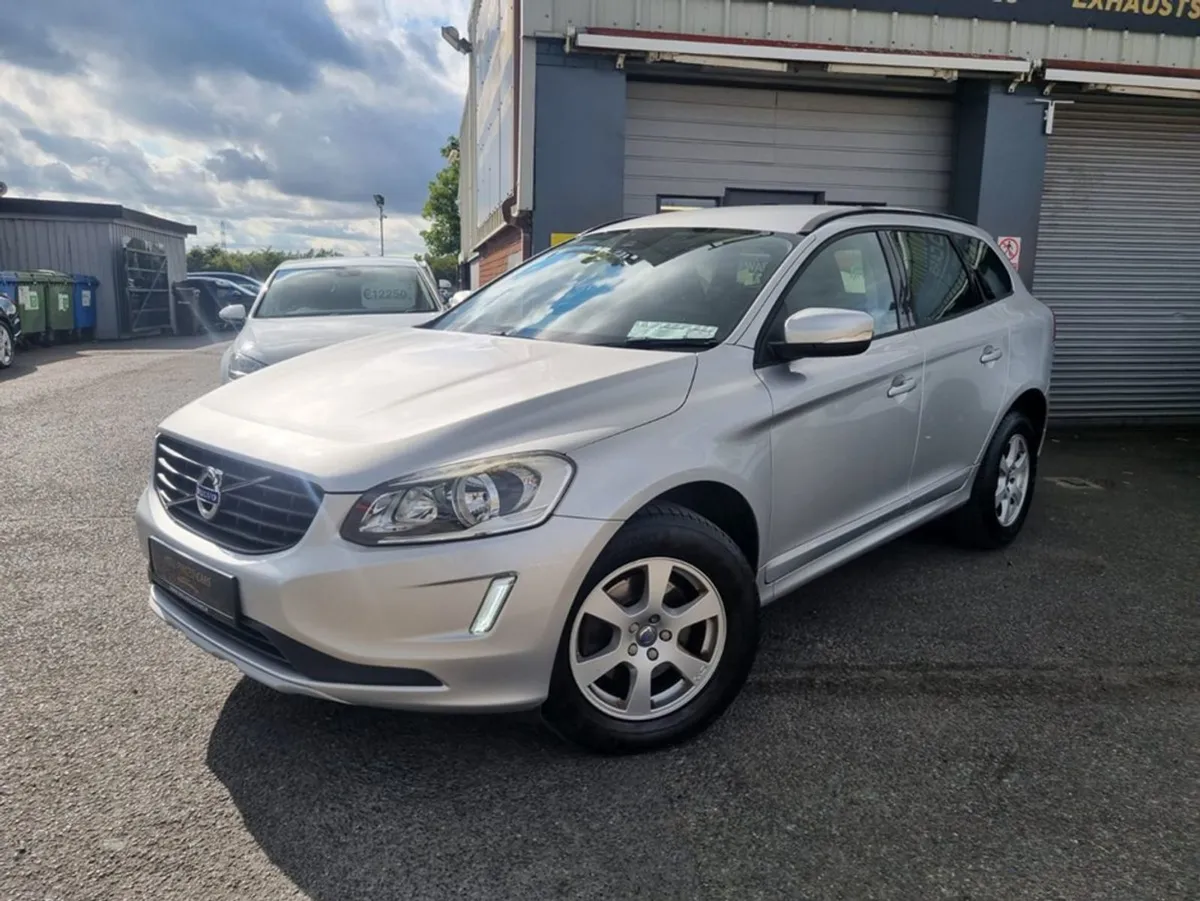 Volvo XC60 D4 FWD ES 5DR - Image 2